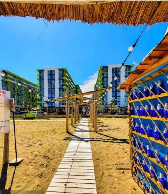 Alezzy Beach Apartament Prima Linie La Mare Navodari Ngoại thất bức ảnh