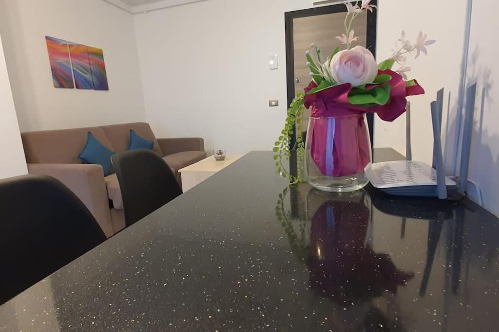 Alezzy Beach Apartament Prima Linie La Mare Navodari Ngoại thất bức ảnh