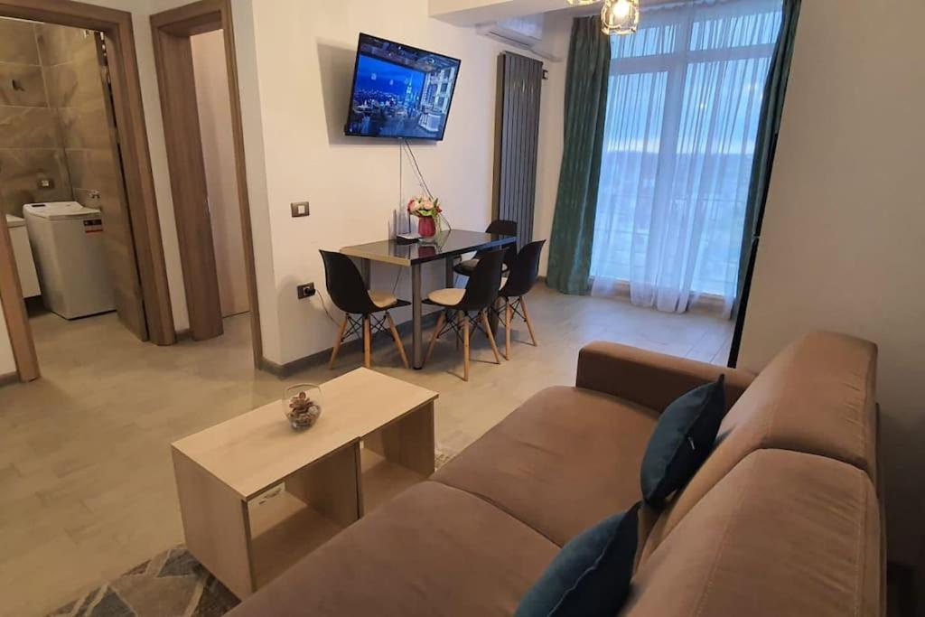 Alezzy Beach Apartament Prima Linie La Mare Navodari Ngoại thất bức ảnh