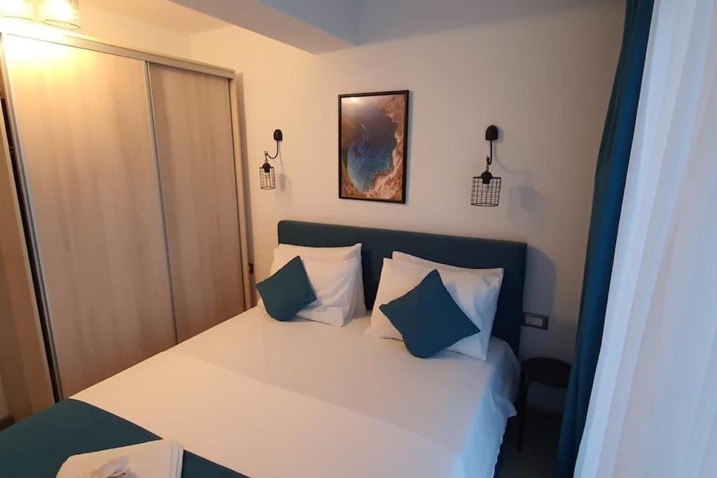 Alezzy Beach Apartament Prima Linie La Mare Navodari Ngoại thất bức ảnh